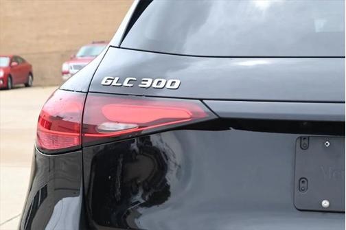 2023 Mercedes-Benz GLC 300 Base