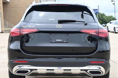 2023 Mercedes-Benz GLC 300 Base