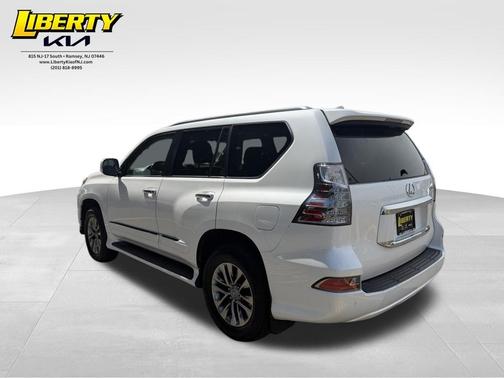 Starfire Pearl 2019 Lexus GX 460 Luxury