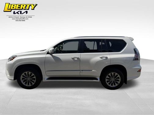 Starfire Pearl 2019 Lexus GX 460 Luxury