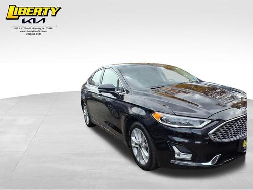 2019 Ford Fusion Energi Titanium