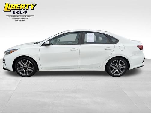 Clear White 2019 Kia Forte S