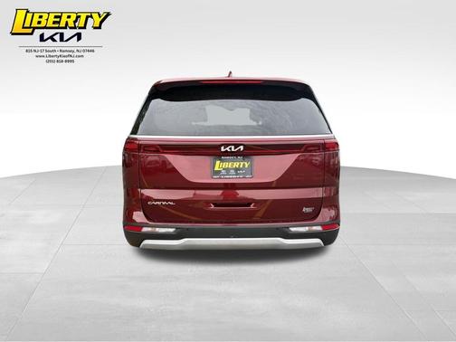 Flare Red 2024 Kia Carnival LX