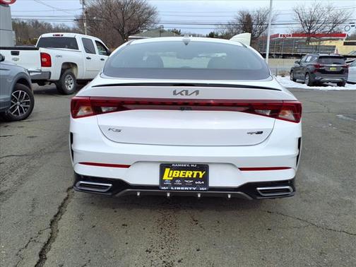 2022 Kia K5 GT-Line