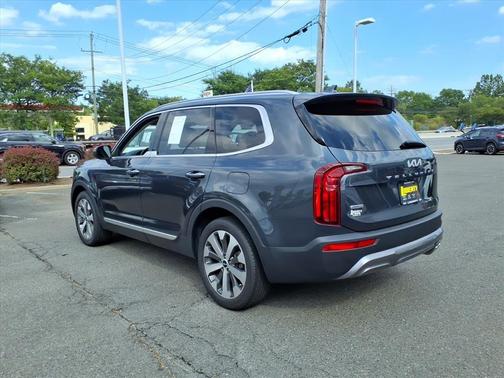 2022 Kia Telluride S