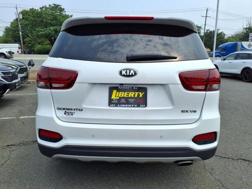 2019 Kia Sorento EX