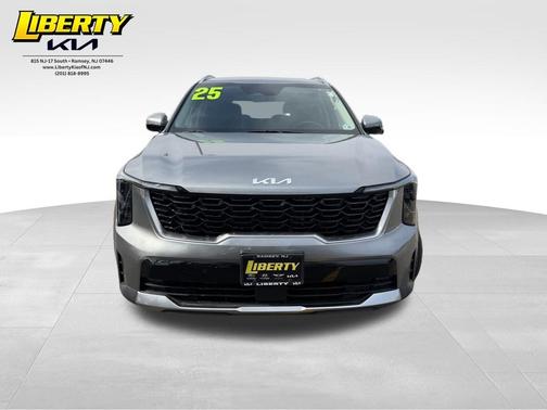 Steel Gray 2025 Kia Sorento Hybrid EX