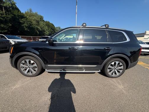 Ebony Black 2020 Kia Telluride S