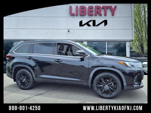 2019 Toyota Highlander SE