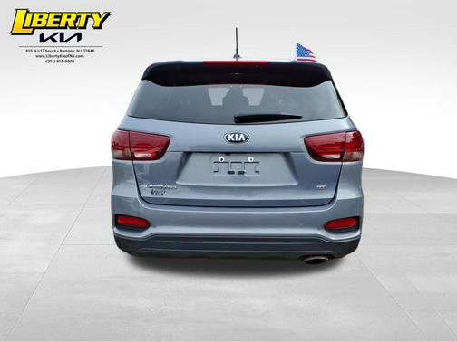 2020 Kia Sorento LX