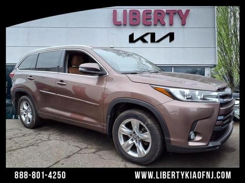 2017 Toyota Highlander Limited