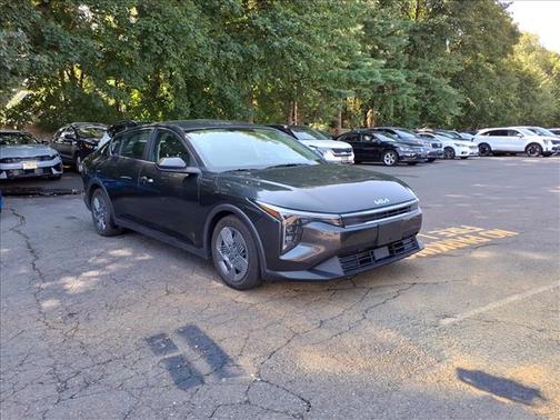 2025 Kia K4 LX