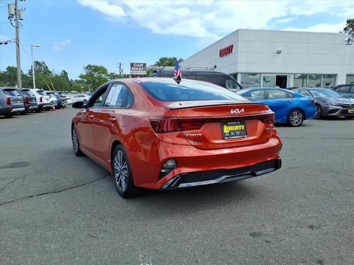 2023 Kia Forte GT-Line