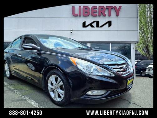 2012 Hyundai SONATA Limited