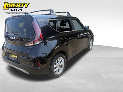 Fusion Orange 2023 Kia Soul LX