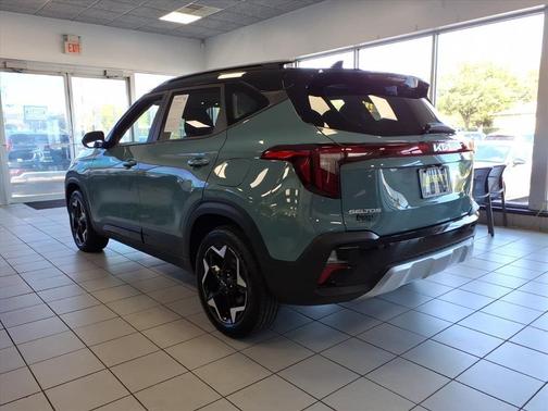 2025 Kia Seltos S