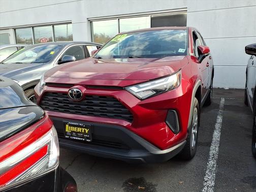 2023 Toyota RAV4 LE