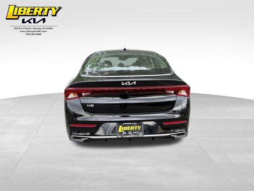 Ebony Black 2024 Kia K5 LXS