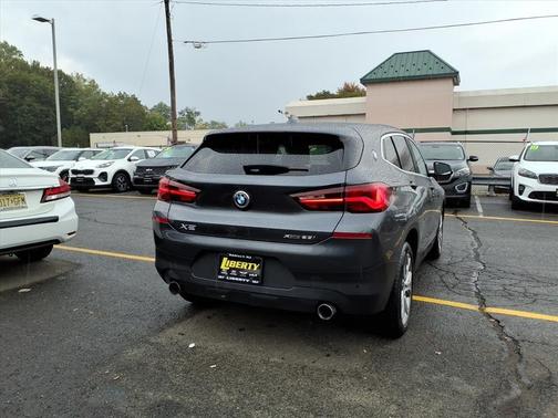 2022 BMW X2 xDrive28i