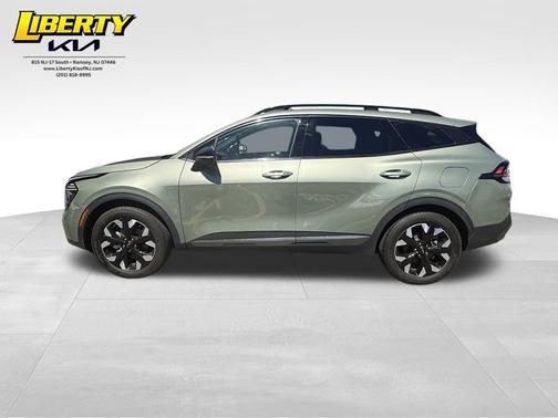 Jungle Green 2024 Kia Sportage X-Line