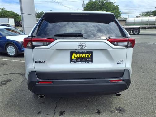 2025 Toyota RAV4 Hybrid XLE Premium