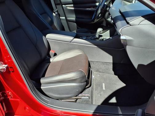 2023 Mazda Mazda3 AWD w/Premium Package