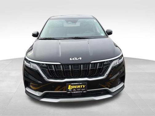 2022 Kia Carnival EX
