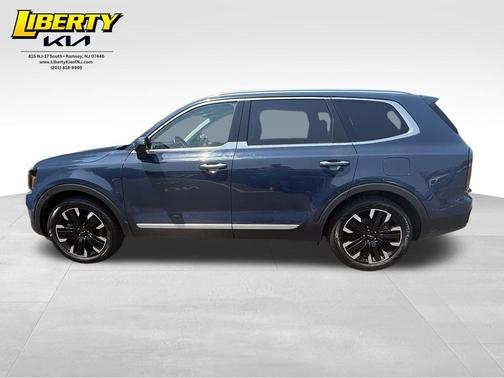 Midnight Black 2023 Kia Telluride SX-Prestige