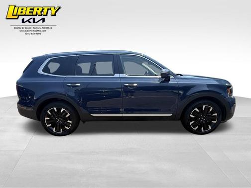 Midnight Black 2023 Kia Telluride SX-Prestige