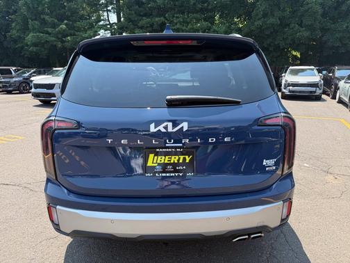 Midnight Lake Blue 2023 Kia Telluride SX-Prestige