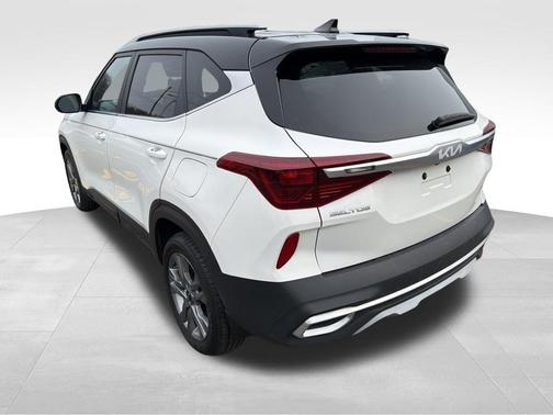 2022 Kia Seltos S