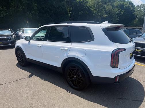 Glacial White Pearl 2024 Kia Telluride SX X-Line