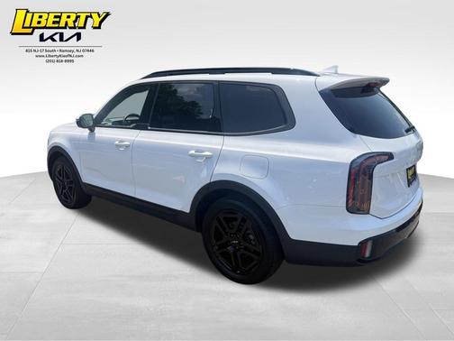 Glacial White Pearl 2024 Kia Telluride SX X-Line
