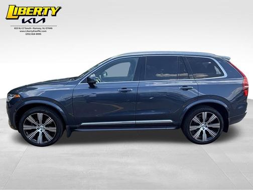 Denim Blue Metallic 2022 Volvo XC90 T6 Inscription 7 Passenger