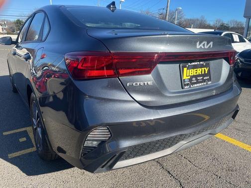 2022 Kia Forte LXS