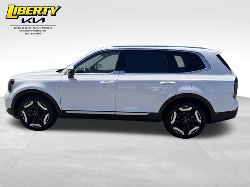 Glacial White Pearl 2024 Kia Telluride EX