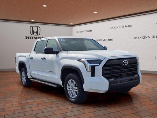 Ice Cap 2025 Toyota Tundra SR5