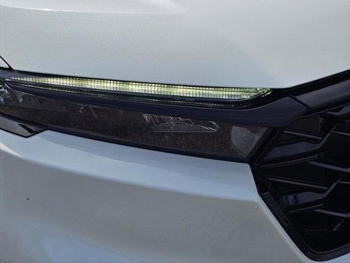 Platinum White Pearl 2026 Honda CR-V Hybrid Sport-L FWD