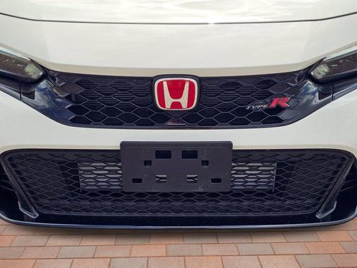 Championship White 2025 Honda Civic Type R TYPER