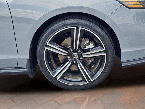 Urban Gray Pearl 2023 Honda Accord Hybrid Sport