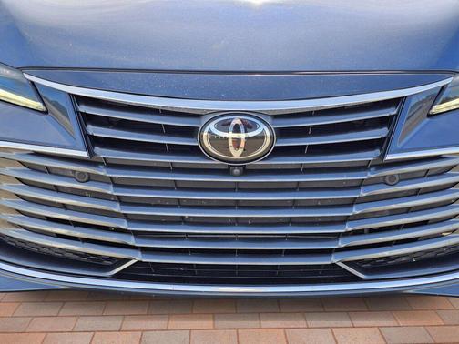 2022 Toyota Avalon Limited