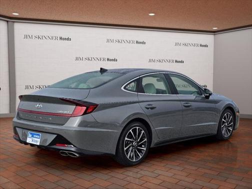 2023 Hyundai SONATA Limited