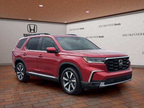 2025 Honda Pilot Touring 8-Passenger