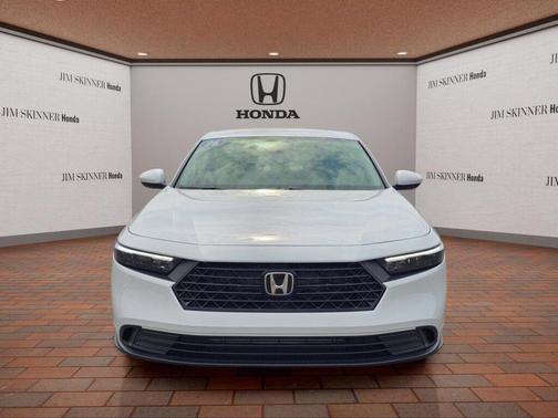 Platinum White Pearl 2026 Honda Accord LX 1.5T