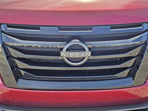 2024 Nissan Pathfinder SV FWD