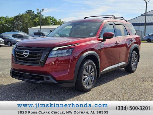 2024 Nissan Pathfinder SV FWD