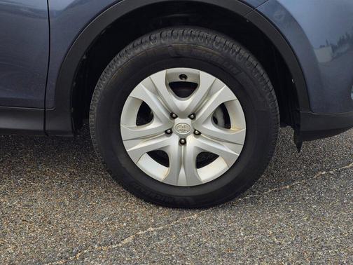 Shoreline Blue Metallic 2014 Toyota RAV4 LE
