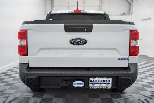 Oxford White 2026 Ford Maverick XLT