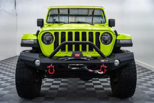Limited Edition Gecko Clearcoat 2021 Jeep Gladiator Rubicon