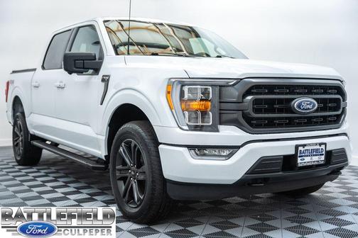 Oxford White 2022 Ford F-150 XLT